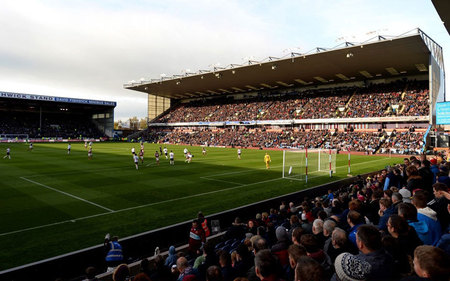 的表现方面 的表现方面